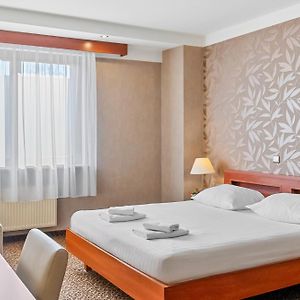 Camera standard con letto king size